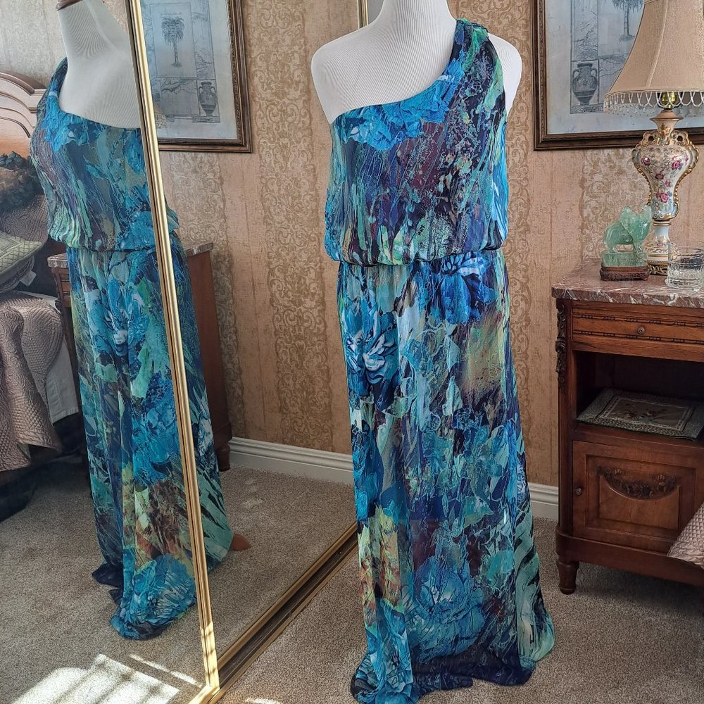 ELLEBELLA COUTURE ONE-SHOULDER MAXI DRESS MEDIUM NEW